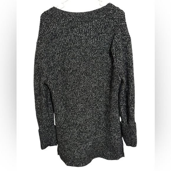 Athleta Black Marl Shasta Hi-Low V-Neck Wool Blend Chunky Sweater, X-SMALL - Picture 7 of 9
